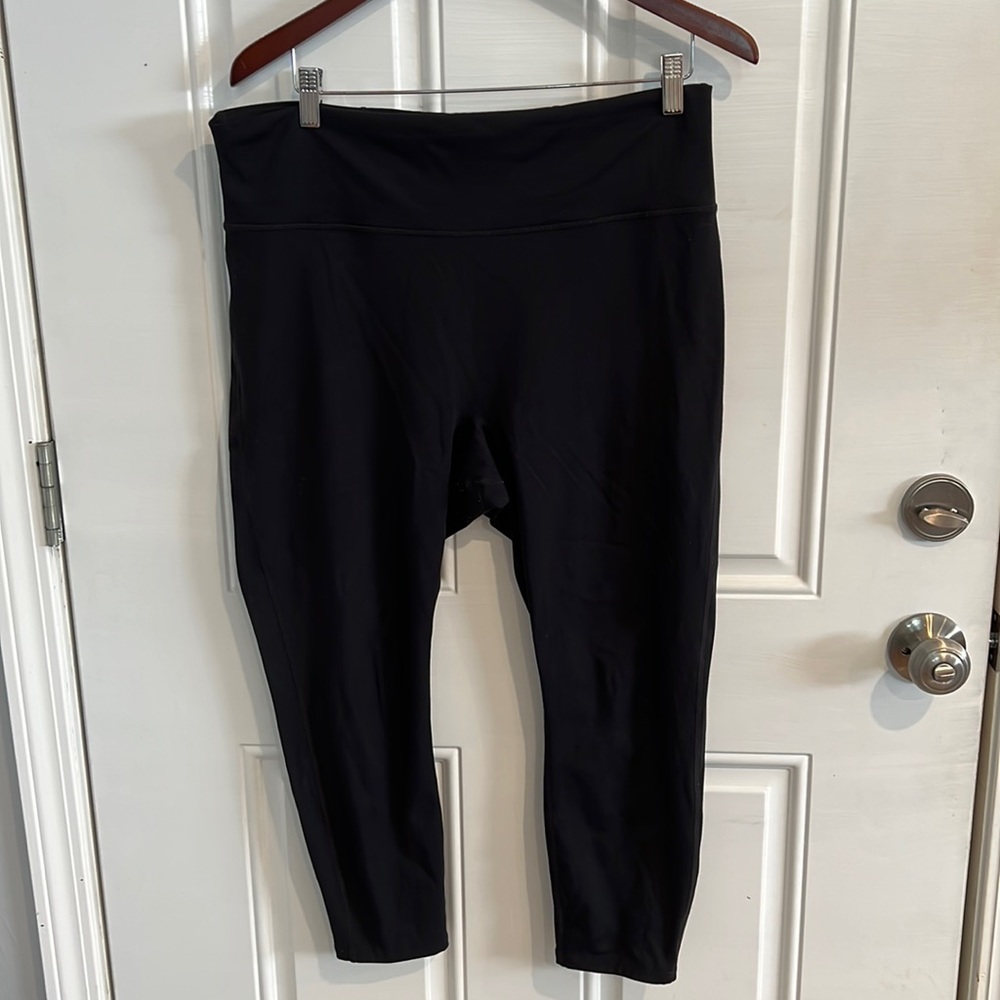Fabletics Motion 365 black leggings 1X